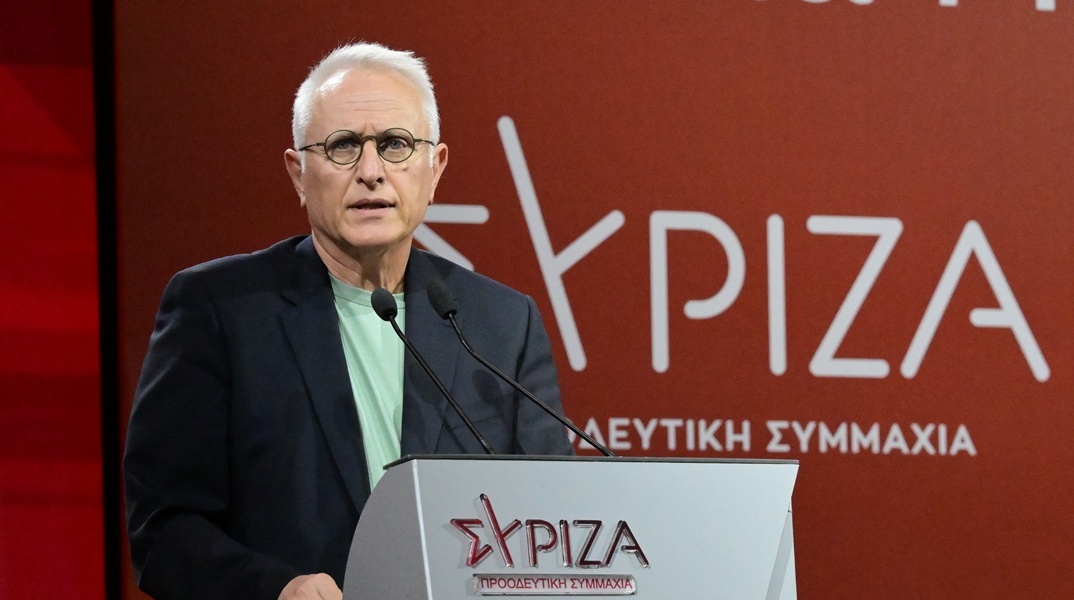 Γιάννης Ραγκούσης