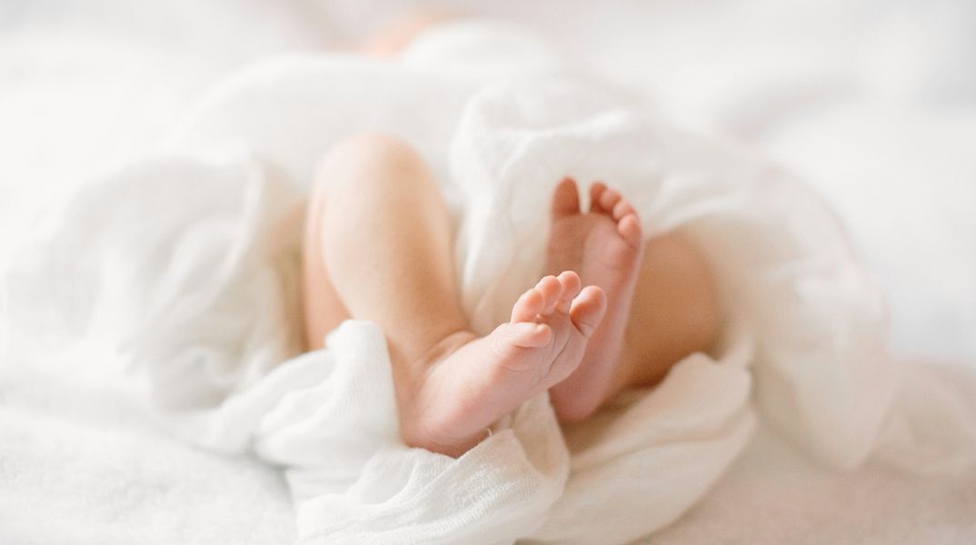 Σκότωσε την τριών μηνών κόρη της με πιστολάκι μαλλιών - Συγκλονίζει τη Σκωτία η υπόθεση