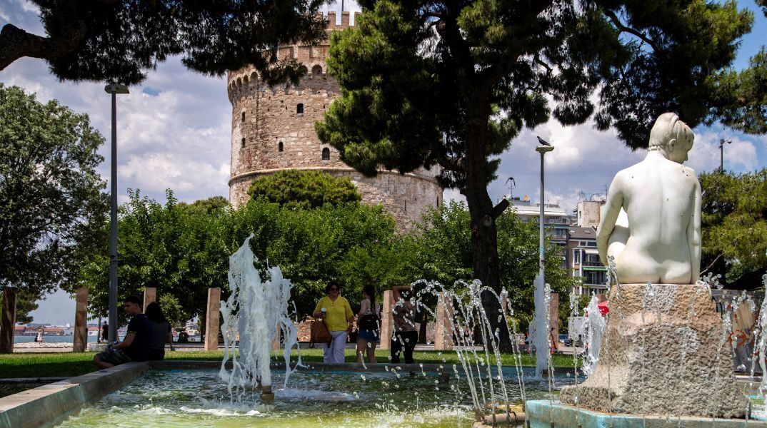 Σε ετοιμότητα η Περιφέρεια Κεντρικής Μακεδονίας λόγω καύσωνα: Ανοιχτός κλιματιζόμενος χώρος στη Θεσσαλονίκη και συστάσεις προστασίας