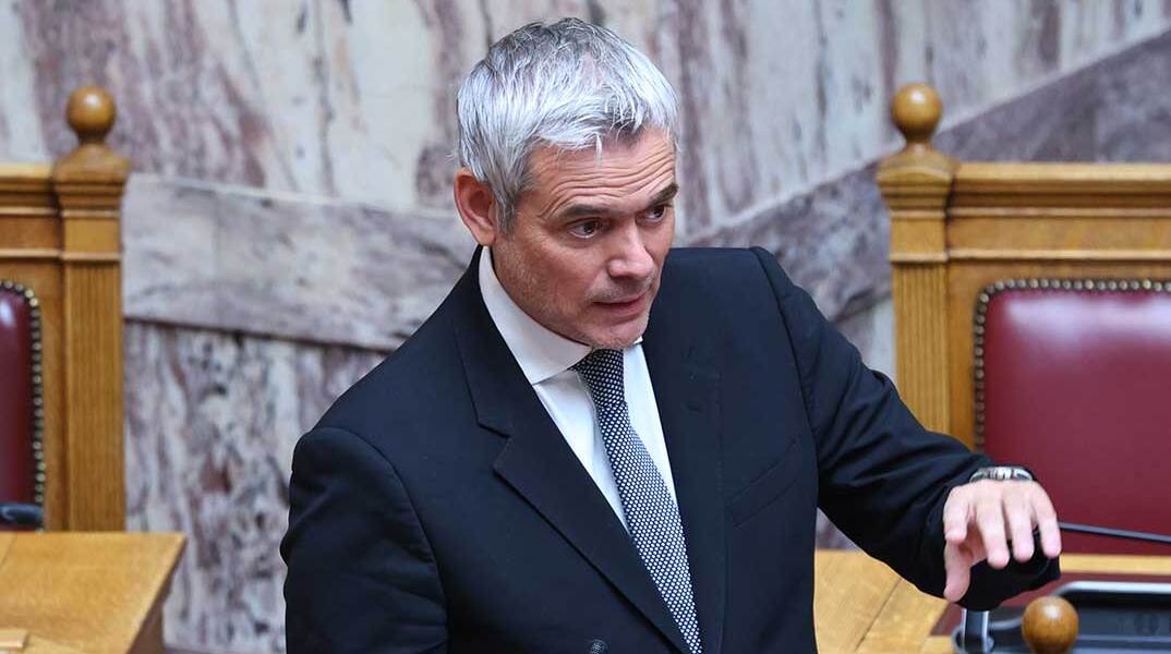 Κώστας Καραγκούνης, αναπληρωτής υπουργός Εργασίας