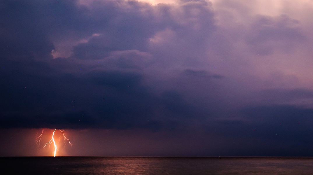 Πώς προέκυψαν τα χθεσινοβραδινά μπουρίνια στη Βόρεια Ελλάδα - Ο Σάκης Αρναούτογλου εξηγεί
