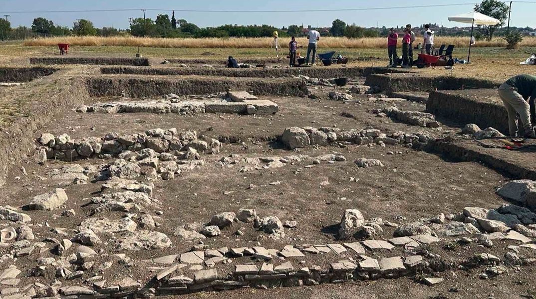 Νέα έρευνα αποκαλύπτει «μυστικά» της αρχαίας Πέλλας, τα όρια της πόλης και την καθημερινή ζωή των κατοίκων της