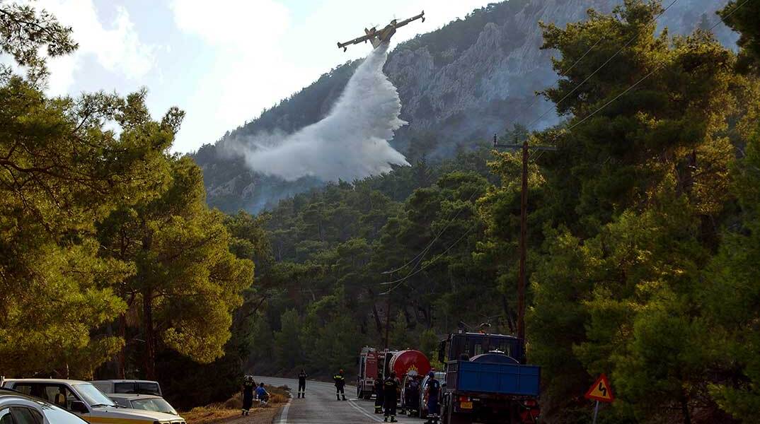 Φωτιά στη Ρόδο