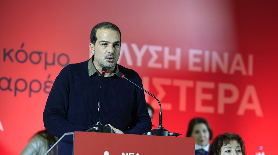 Σακελλαρίδης κατά Τσίπρα: Το κόμμα του βγάζει δεξί φλας με τον πιο σαφή τρόπο