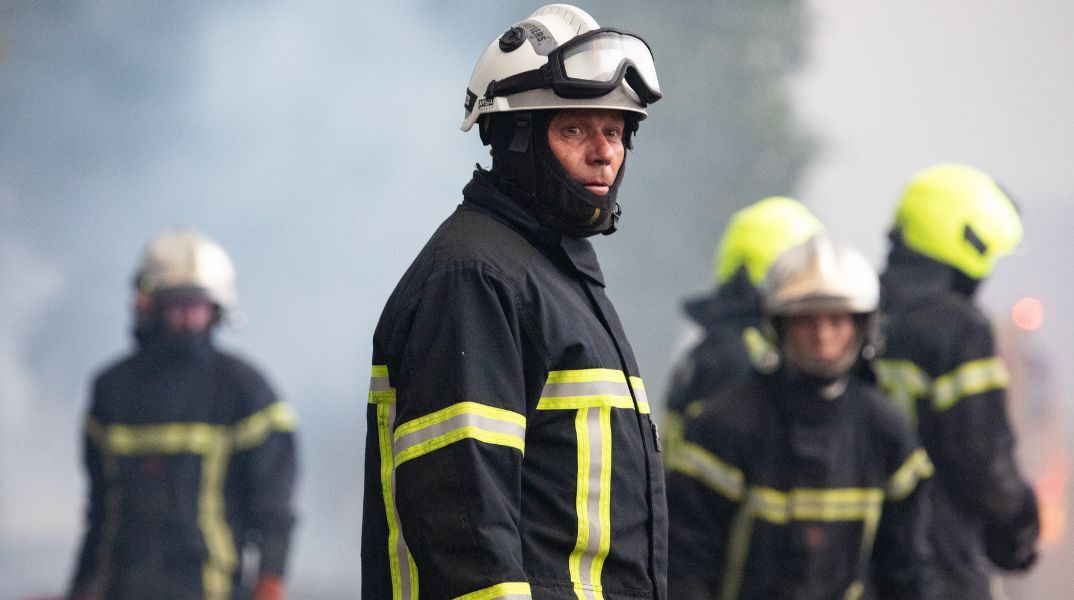 ΕΕ: Ενισχύει τη στήριξη σε Γαλλία και Ισπανία για την αντιμετώπιση των καταστροφικών πυρκαγιών με επιπλέον εναέρια μέσα και πυροσβέστες
