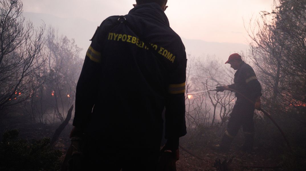 Φωτιά τώρα στο Γύθειο: «Παραμείνετε σε ετοιμότητα» - 112 στους κατοίκους