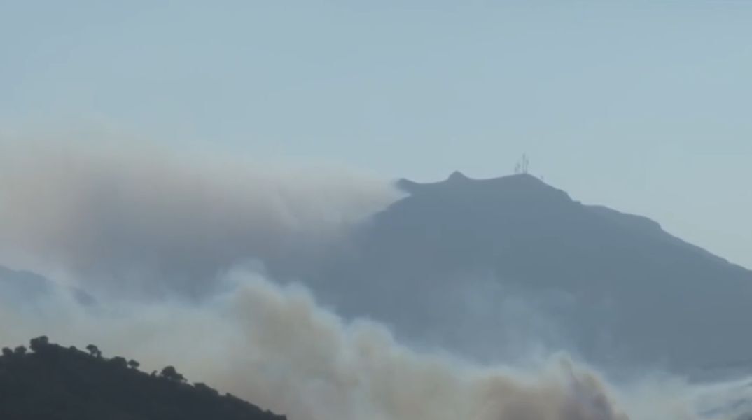 Φωτιά στο Ρέθυμνο: Για ιδιαίτερα επικίνδυνες συνθήκες προειδοποιεί ο Κ. Λαγουβάρδος, με τους ανέμους να φτάνουν τα 10 μποφόρ πριν την εξασθένηση του Σαββάτου.