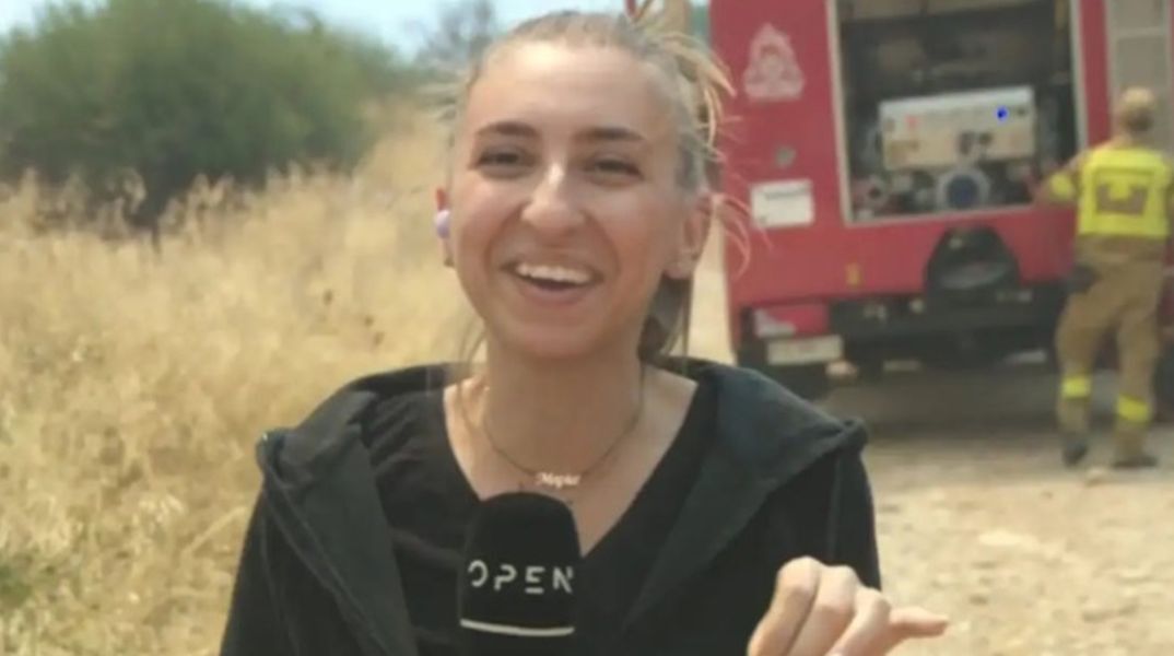 Ο μετεωρολόγος του OPEN, Γιάννης Σταματάκης αποκαλύπτει τον πραγματικό λόγο για τον οποίο γέλασε η Μαρία Σιαμπάνου, ενώ κάλυπτε το μέτωπο της πυρκαγιάς