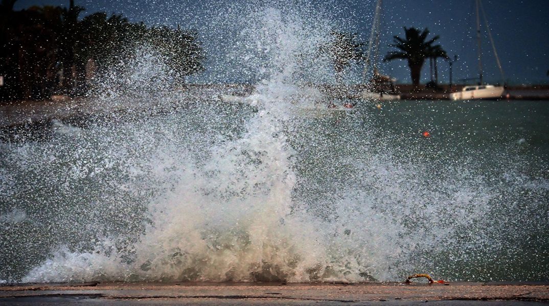 «Κλείδωσε» ο καιρός για τον Δεκαπενταύγουστο, ισχυροί άνεμοι στην Αττική - Η ανάρτηση του Θοδωρή Κολυδά