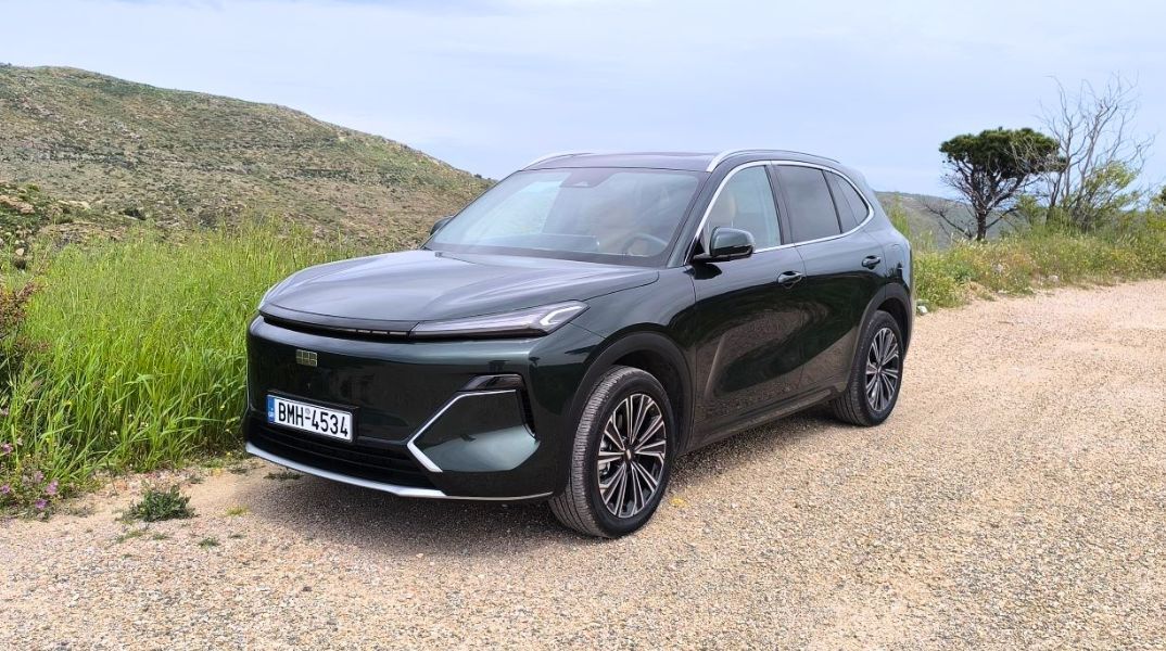 Το Geely Starray EM-i είναι ένα Plug-in Hybrid D-SUV με εξαιρετική πολυτέλεια, υψηλή τεχνολογία, και μεγάλες ανέσεις 