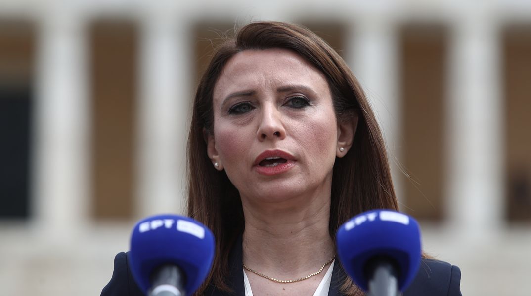 ΣΥΡΙΖΑ: Η Ρένα Δούρου έθεσε εκτός ΚΟ τη Νίνα Κασιμάτη - Ζητά παραίτηση της Όλγας Γεροβασίλη