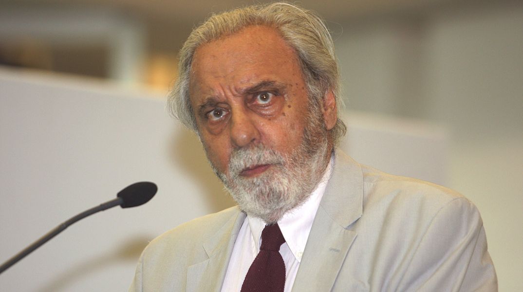 Η Ακαδημία Αθηνών αποχαιρετά τον Κωνσταντίνο Τσουκαλά: «Περνά στην αιωνιότητα ως ένας σημαίνων Κοινωνικός Φιλόσοφος»