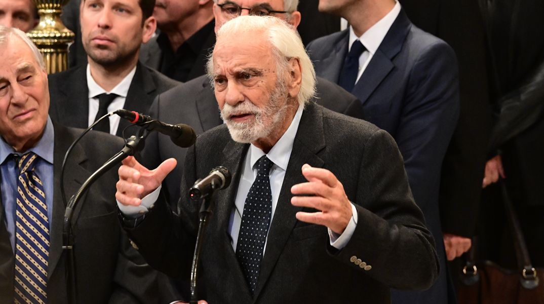 Κωνσταντίνος Τσουκαλάς: Ο πολιτικός κόσμος αποχαιρετά τον σπουδαίο κοινωνιολόγο και διανοούμενο