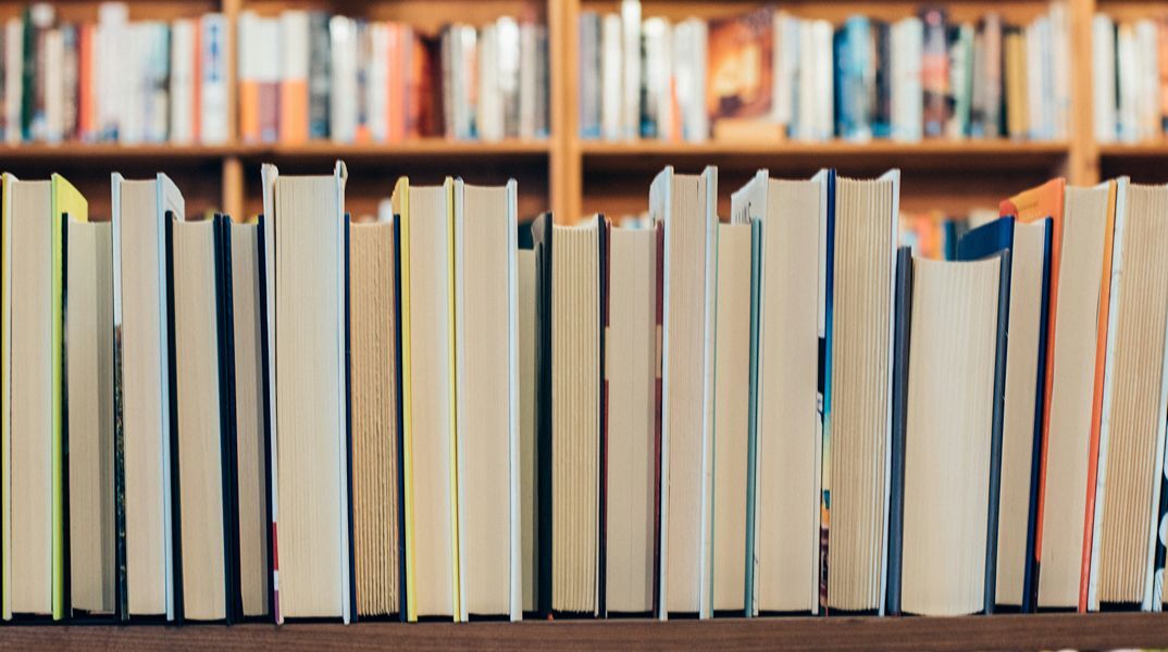 Αναρτήθηκαν οι προσωρινοί πίνακες για τις επιταγές βιβλίων της ΔΥΠΑ 
