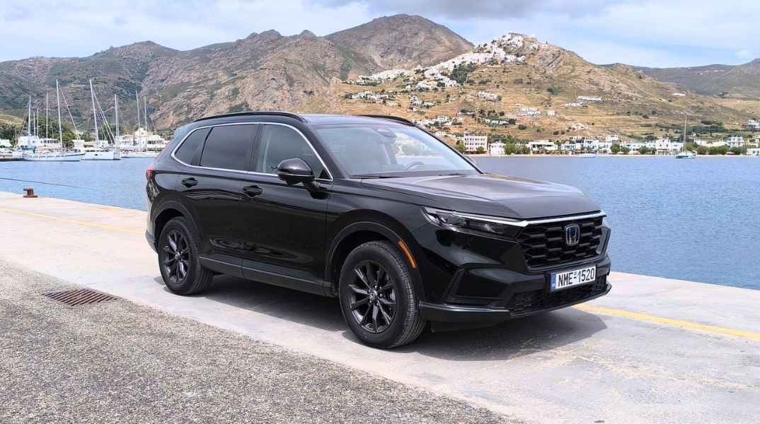 Οδηγούμε το αυτοφορτιζόμενο Honda CR-V στην πιο ώριμη εκδοχή του