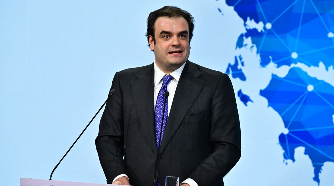 Πιερρακάκης: Γιατί γίνονται οι πρόωρες αποπληρωμές, τι κερδίζουν οι πολίτες 