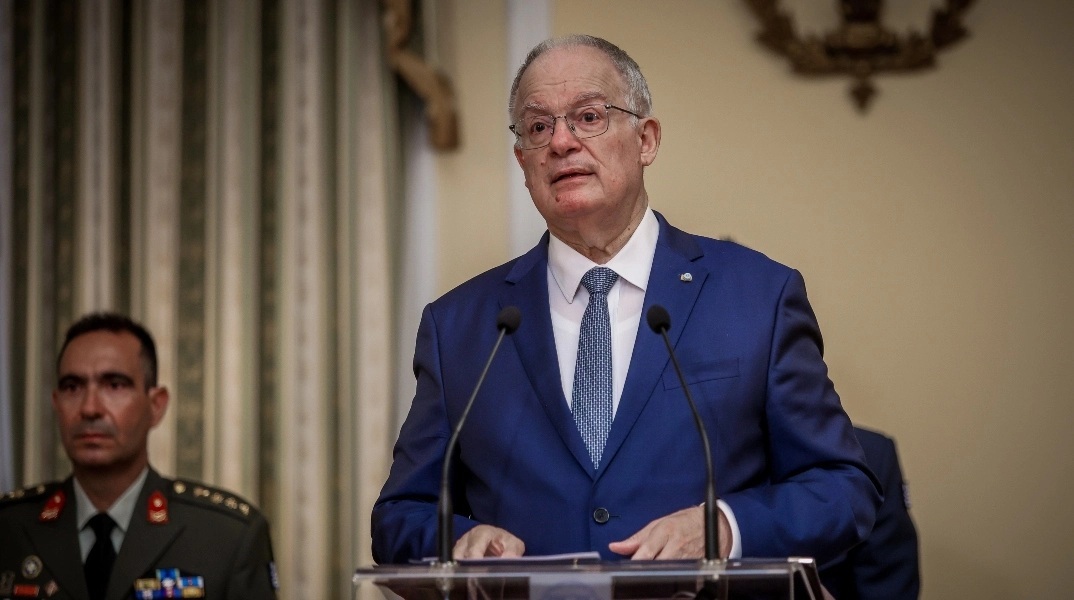 O κουβαρντάς πρόεδρος Τασούλας