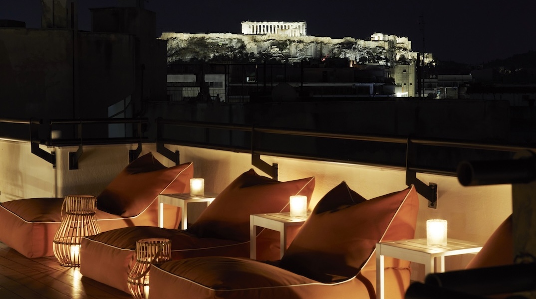 brown-acropol-athens-rooftop-acropolis-night-views
