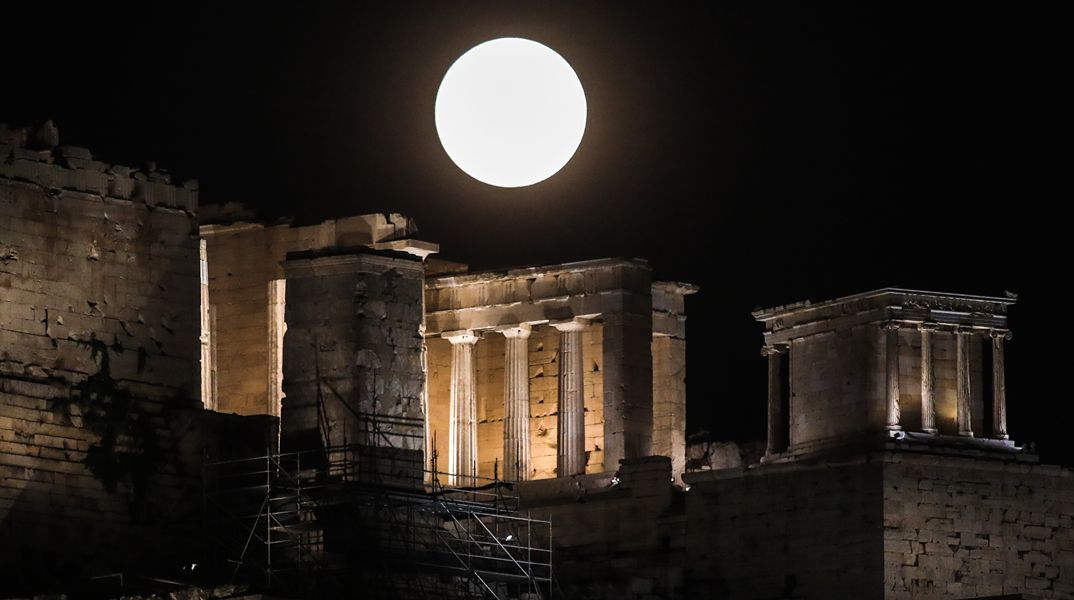 Πανσέληνος Αυγούστου 2026: Ανοιχτοί απόψε 126 αρχαιολογικοί χώροι με ελεύθερη είσοδο 