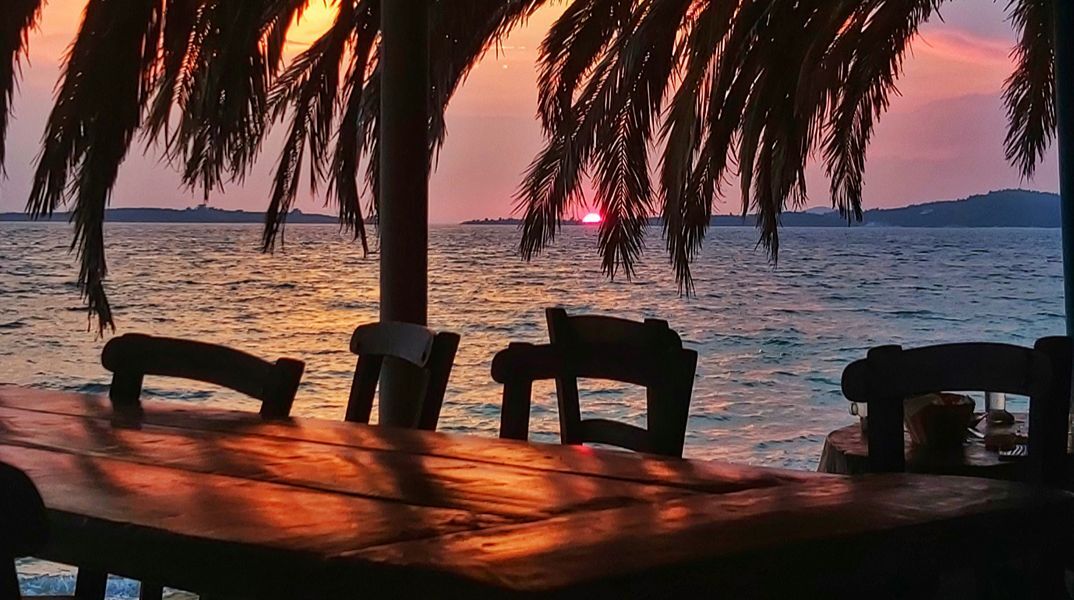 thessaloniki_beach_bar