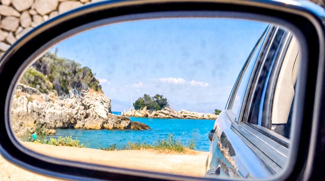Αίθριος ο καιρός σήμερα με υψηλές θερμοκρασίες που θα φτάσουν τους 38°C στη Θεσσαλία και την Αττική - Στο Αιγαίο θα πνέουν άνεμοι έως 6 μποφόρ.