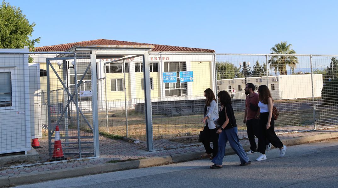 Δίκη για τα Τέμπη: «Θα μας σκοτώσουν» - Τι κατέθεσαν συγγενείς θυμάτων που εργαζόντουσαν στον σιδηρόδρομο