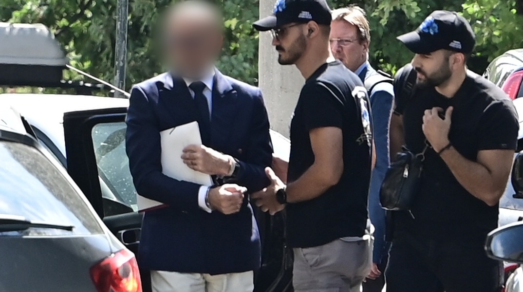 Ο 58χρονος γιατρός που κατηγορείται για τον θάνατο του Γιώργου Μαζωνάκη