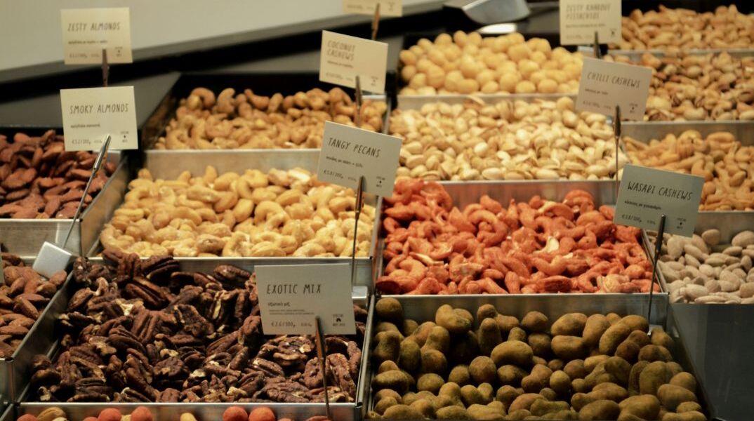 5 ALMONDS
