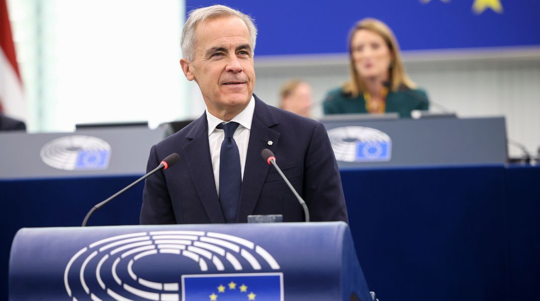 Explainer: Ο Καναδάς εξετάζει μια νέα σχέση με την ΕΕ, χωρίς πλήρη ένταξη - Τι θα μπορούσε να περιλαμβάνει και ποια εμπόδια παραμένουν;