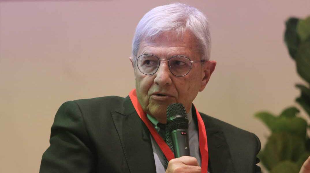 Τάσος Γιαννίτσης