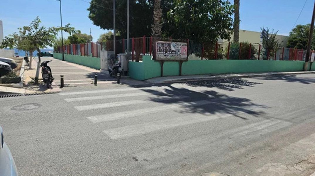 Ιεράπετρα: Αυτοκίνητο παρέσυρε 16χρονη σε διάβαση πεζών έξω από σχολείο 