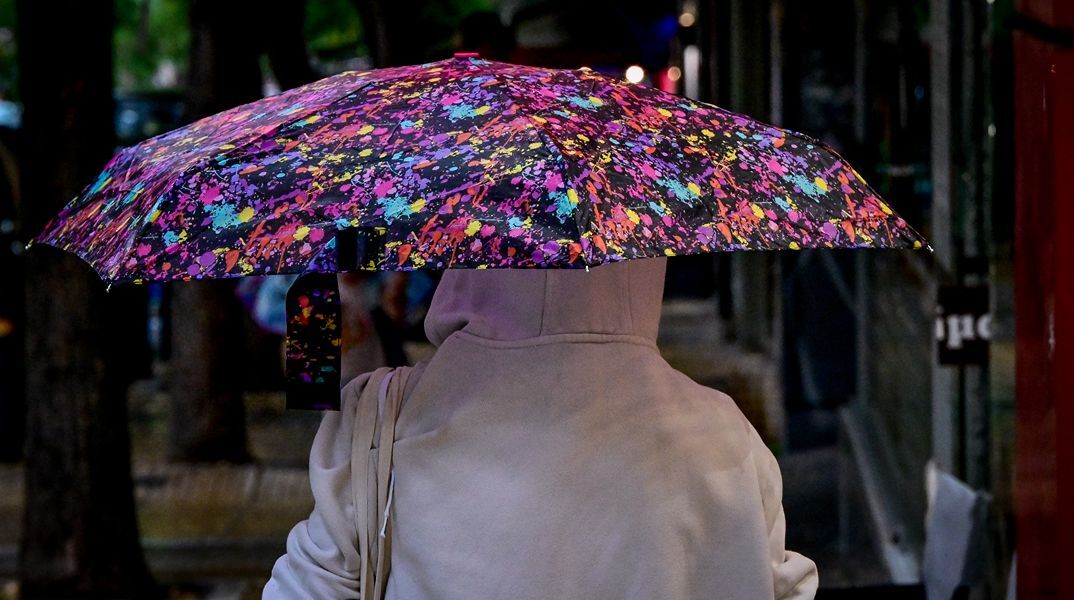 Πώς θα είναι ο καιρός μέχρι τις αρχές Οκτώβρη - Οι περιοχές που θα βρέξει, πόσο θα πέσει η θερμοκρασία