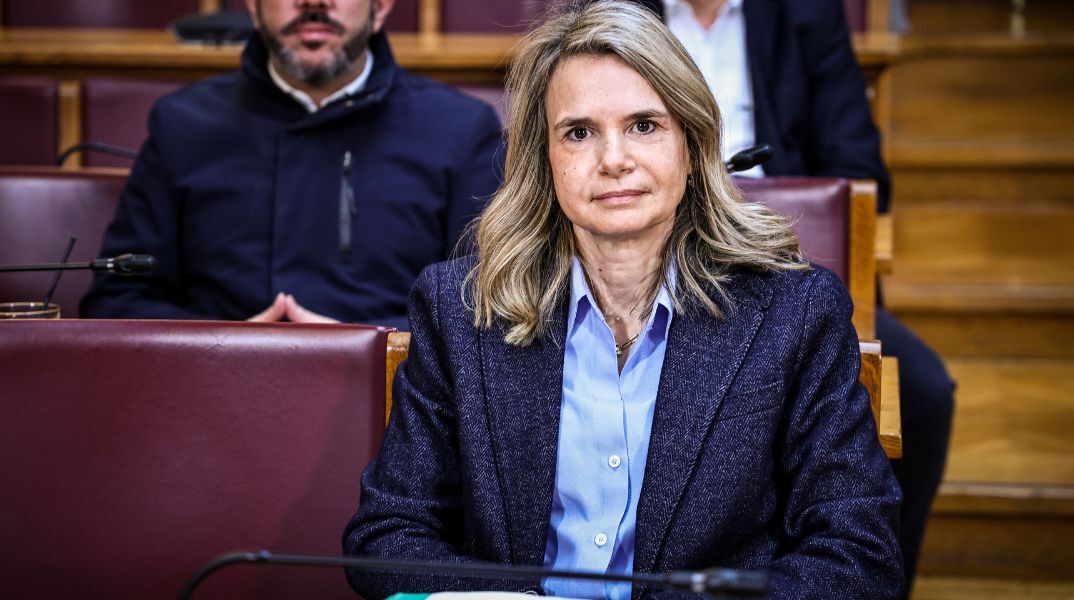 Επιστολή στην EIOPA απέστειλε η Μιλένα Αποστολάκη, ζητώντας μέτρα για τα ισόβια συμβόλαια υγείας και τις υπέρογκες αυξήσεις στα ασφάλιστρα.