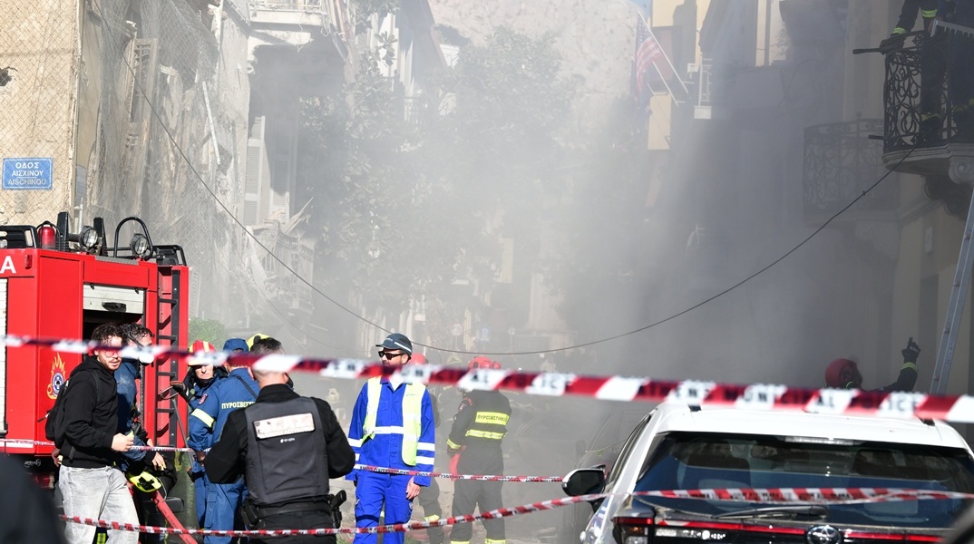 Πλάκα: Στο νοσοκομείο οι δύο γυναίκες που απεγκλωβίστηκαν - Τι προκάλεσε την έκρηξη