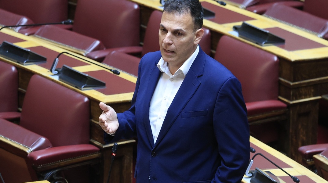 Γιώργος Καραμέρος