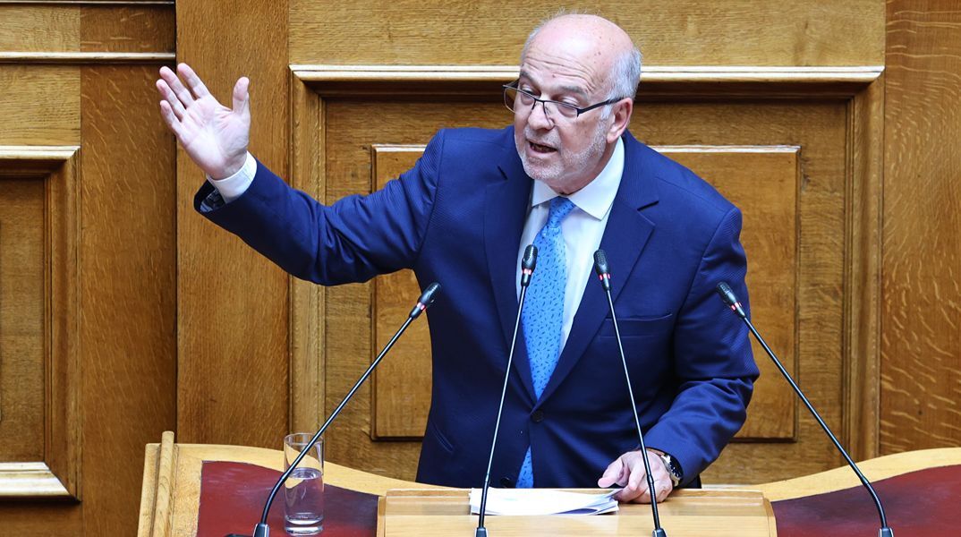 Φλωρίδης για Τέμπη: «Απολύτως δικαιωμένη η φράση μου για τους πολιτικούς, που είναι για τα μπάζα» 