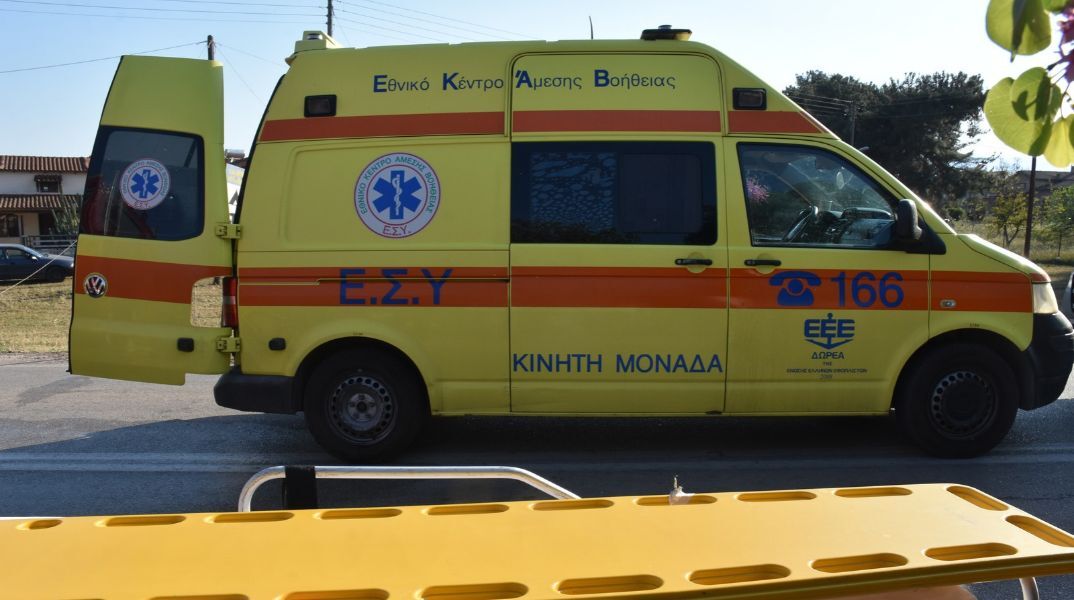 Τραγωδία στη Ρόδο, 58χρονη τουρίστρια έχασε τη ζωή της από κεραυνό κοντά στη Λίνδο - Κατέληξε πριν φτάσει το ασθενοφόρο - Οι Αρχές διερευνούν το περιστατικό.