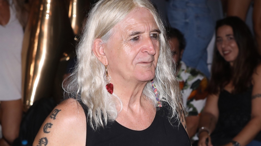 Πνευματικά δικαιώματα και η περίπτωση Νίκου Καρβέλα - Άννας Βίσση 