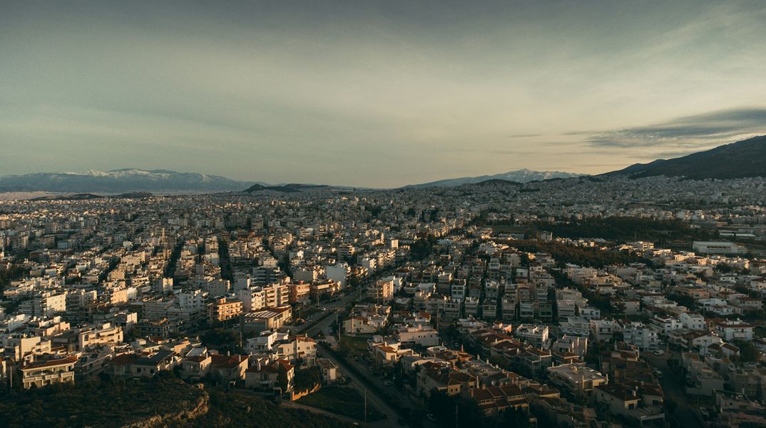Πώς άλλαξαν οι μισθοί στην Ελλάδα από το 2019 - Οι κλάδοι με τις μεγαλύτερες αυξήσεις