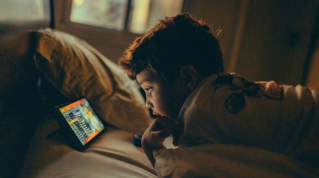 Social Media: Περισσότερος χώρος και χρόνος για να μεγαλώσουν τα παιδιά μας