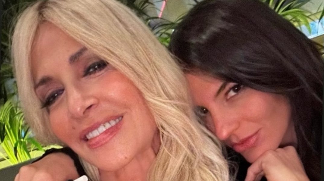 Άννα Βίσση και Δήμητρα Κούστα βρίσκονται ήδη στη γαλλική πρωτεύουσα