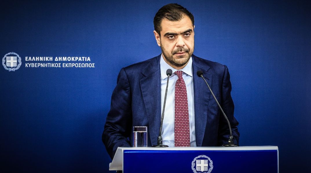 Αύξηση 30% στο επίδομα θέρμανσης και διεύρυνση των εισοδηματικών κριτηρίων προανήγγειλε ο Παύλος Μαρινάκης, με την ενίσχυση να φτάνει έως τα 1.560 ευρώ.