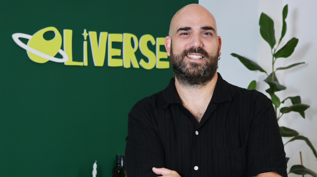 Ο Παναγιώτης Καρδερίνης και το Oliverse του