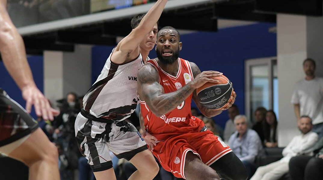 Βίκος Ιωαννίνων-Ολυμπιακός 68-79: Εύκολη νίκη και 3/3 για τους «ερυθρόλευκους»