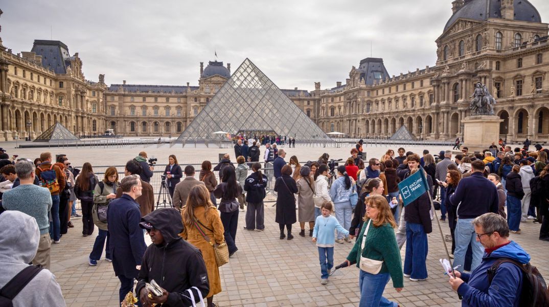 Liberté, Égalité, Ακρίβεια