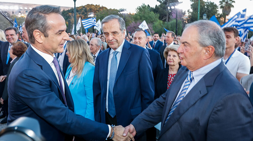 Κυριάκος Μητσοτάκης, Αντώνης Σαμαράς, Κώστας Καραμανλής