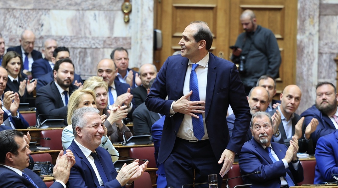 Απόστολος Βεσυρόπουλος