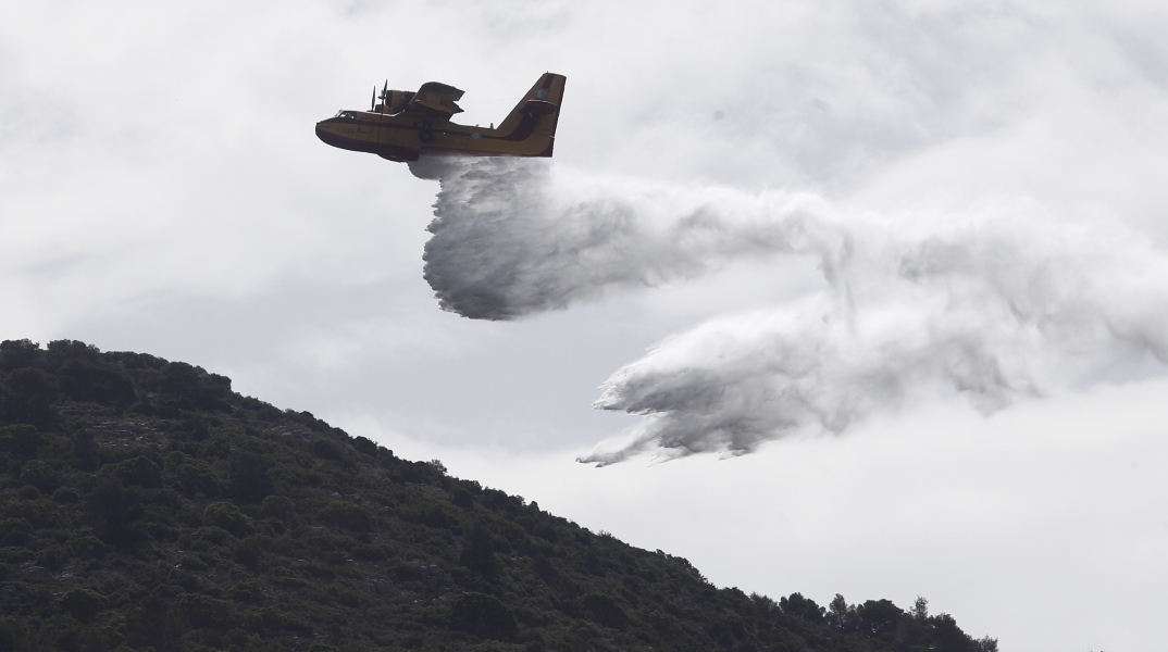 Αχαΐα: Οριοθετήθηκε η φωτιά στο Δροσάτο Καλαβρύτων 