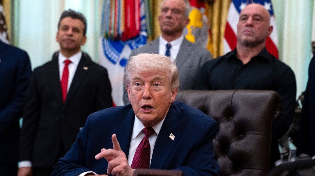 CNN: Η στιγμή που η συμφωνία με το Ιράν ήταν πιο κοντά από ποτέ - Πώς τη «μπλόκαρε» ο Τραμπ με τις αναρτήσεις του