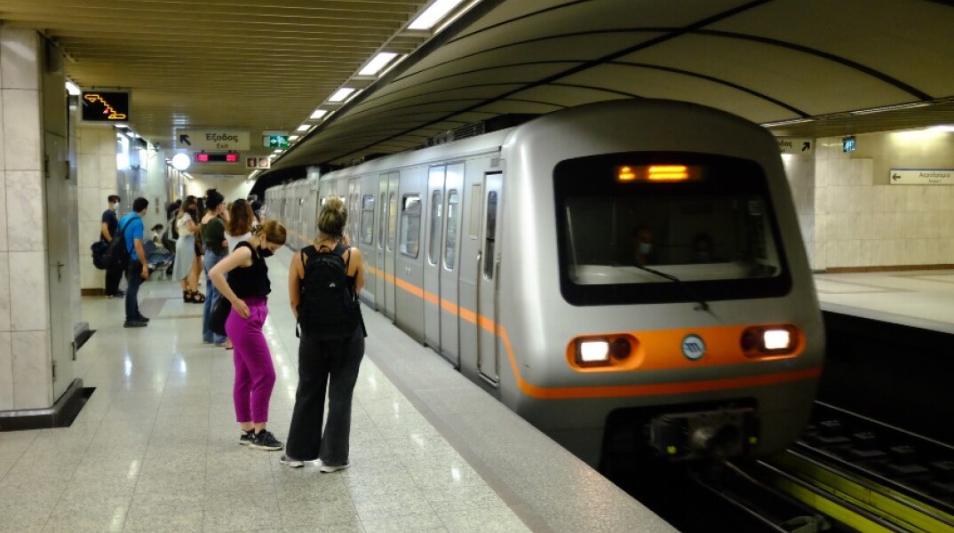 Μετρό-τραμ: Ξανά νυχτερινά δρομολόγια κάθε Παρασκευή & Σάββατο